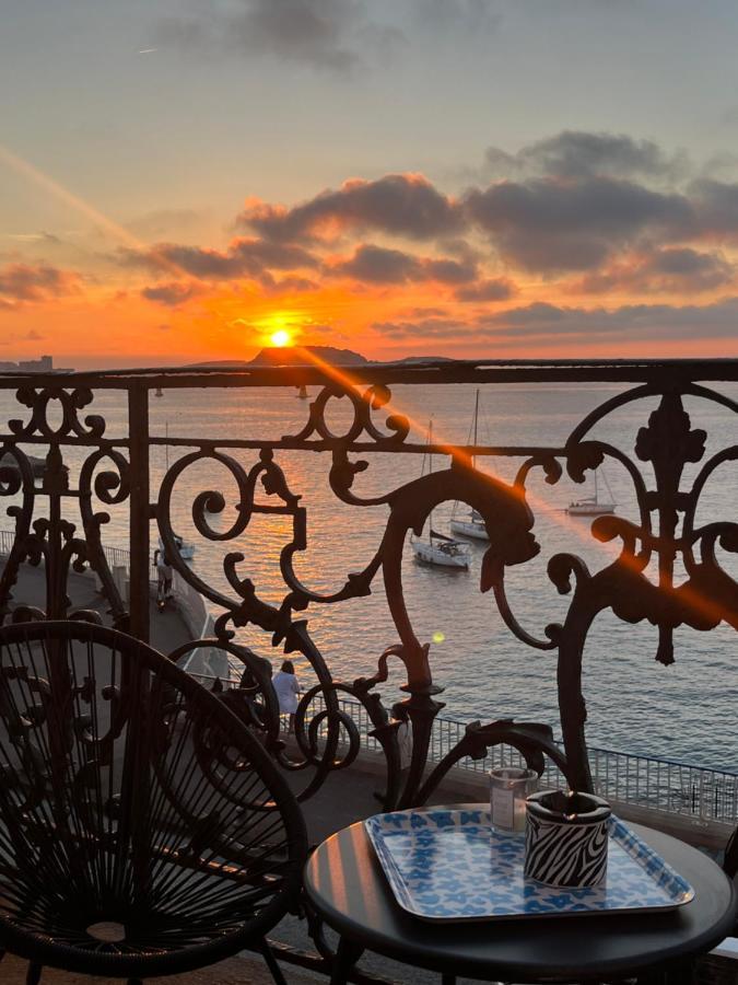Appartement Sur La Corniche Kennedy Face A La Mer Marsella Exterior foto