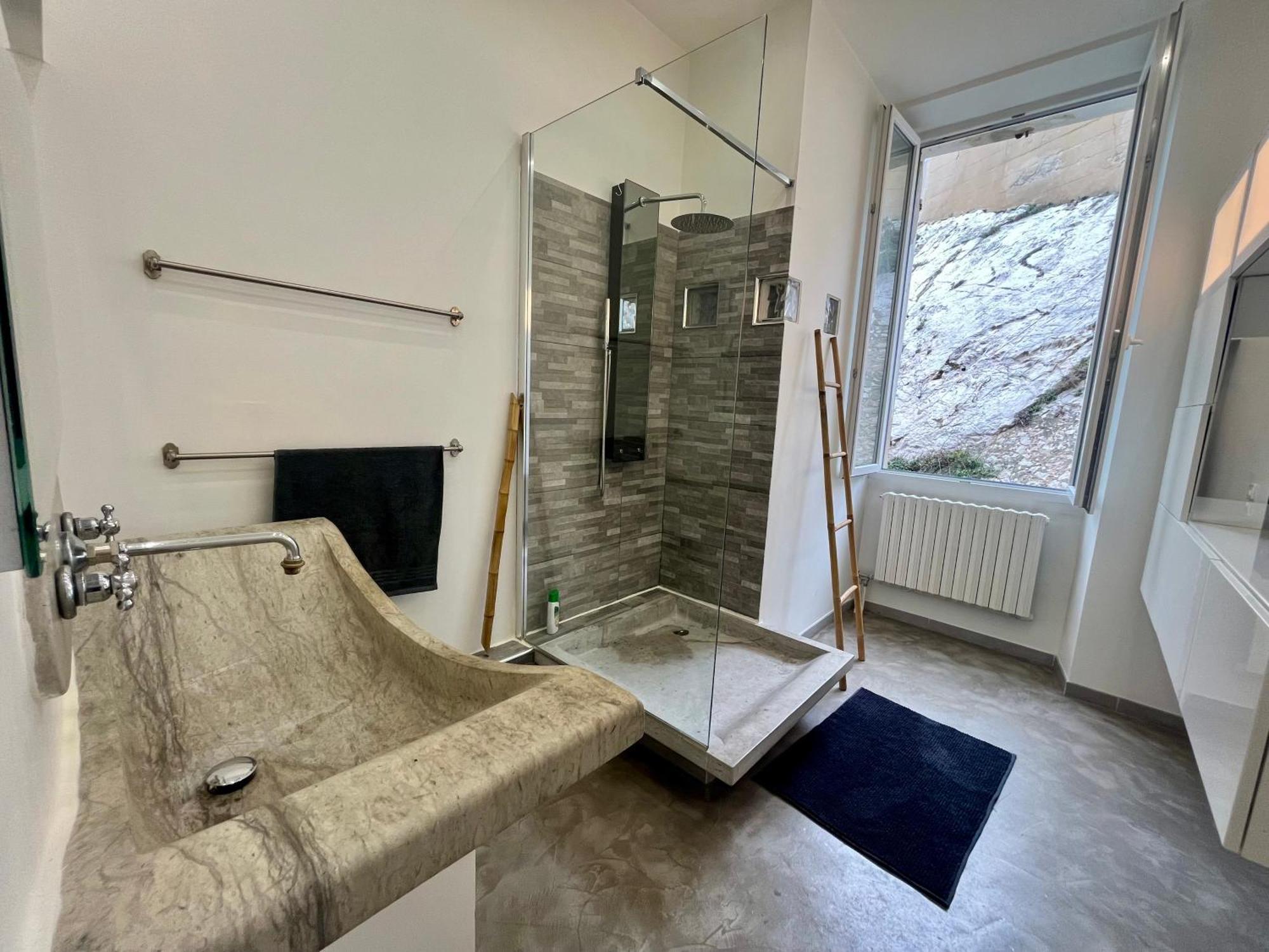Appartement Sur La Corniche Kennedy Face A La Mer Marsella Exterior foto