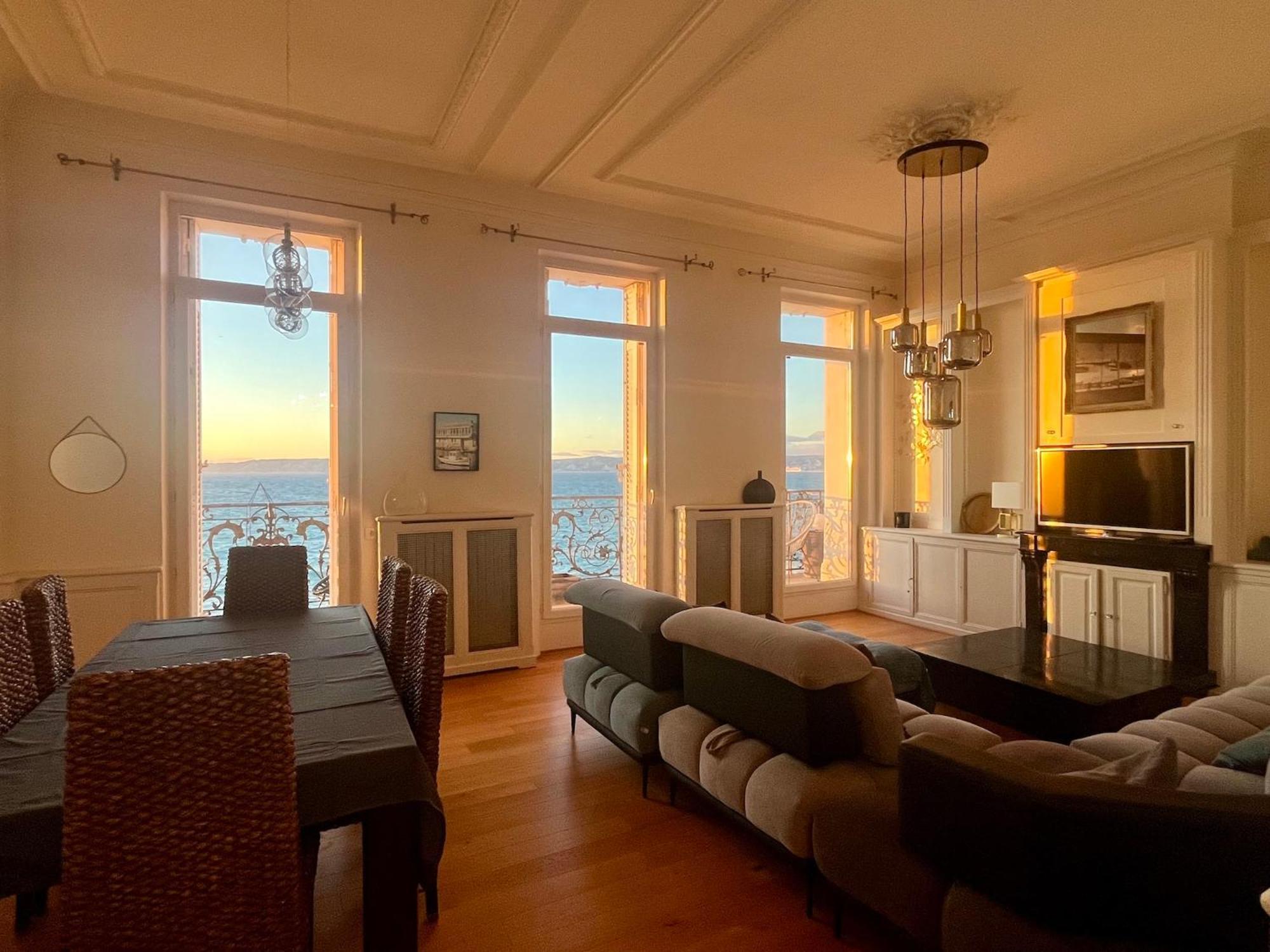 Appartement Sur La Corniche Kennedy Face A La Mer Marsella Exterior foto
